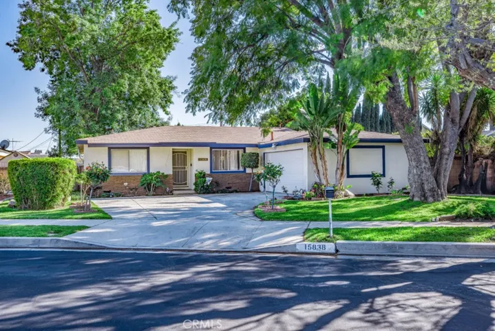 15838 Eccles Street, North Hills, California 91343