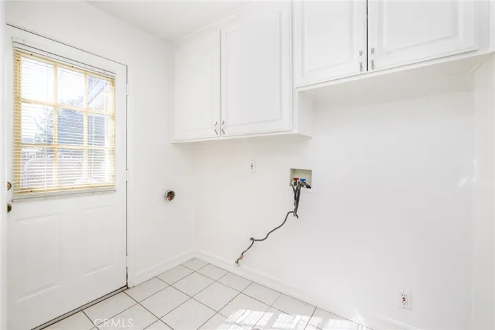 15838 Eccles Street, North Hills, California 91343