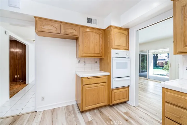 15838 Eccles Street, North Hills, California 91343
