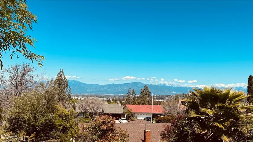 16801 Twin Hill Drive, Hacienda Heights, California 91745