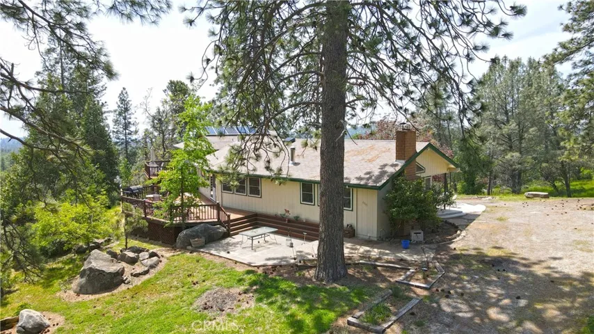 6061 Old Mill Road, Mariposa, California 95338