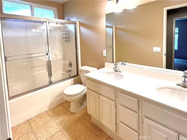 second level full bathroom