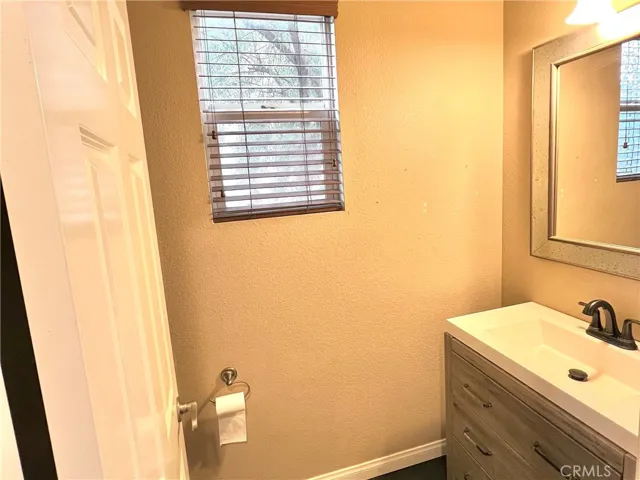 25063 Acorn Court, Corona, California 92883