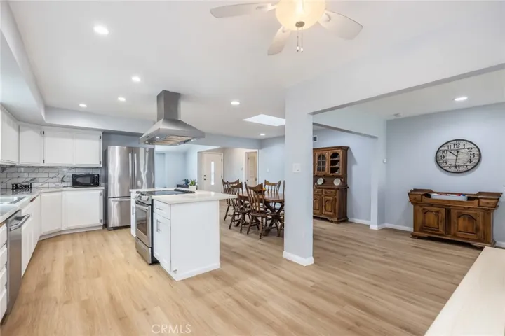 20623 Vaccaro Avenue, Torrance, California 90503