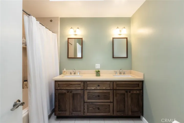 20623 Vaccaro Avenue, Torrance, California 90503