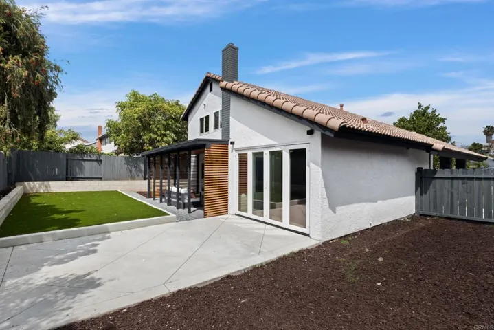 12933 Rife Way, San Diego, California 92129