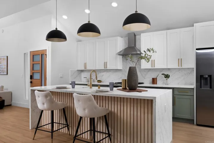 12933 Rife Way, San Diego, California 92129