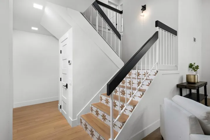 12933 Rife Way, San Diego, California 92129