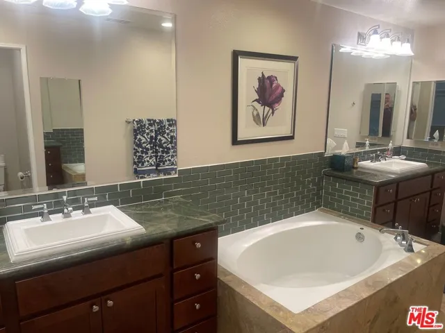 5625 Crescent Parkway 106, Playa Vista, California 90094