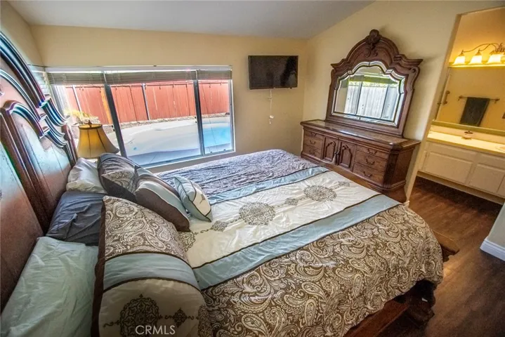704 Rosalinda Drive, Oxnard, California 93030