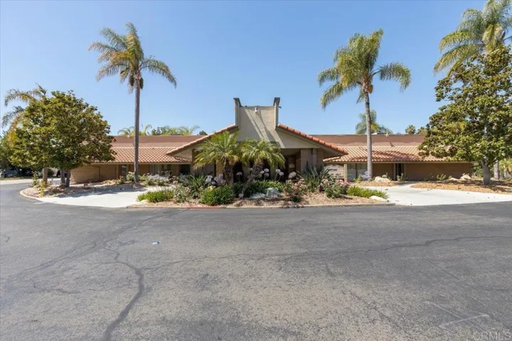 525 W El Norte Pkwy Parkway 147, Escondido, California 92026