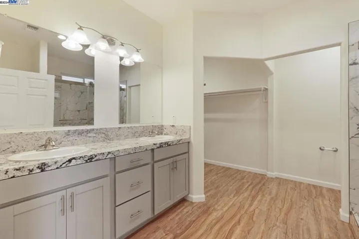 2933 S Bieghle, Stockton, California 95206-1234