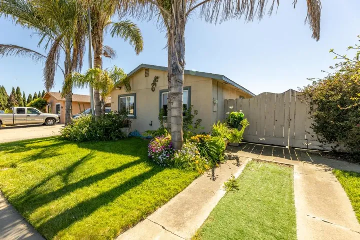 1204 Caoba Way, Salinas, California 93905