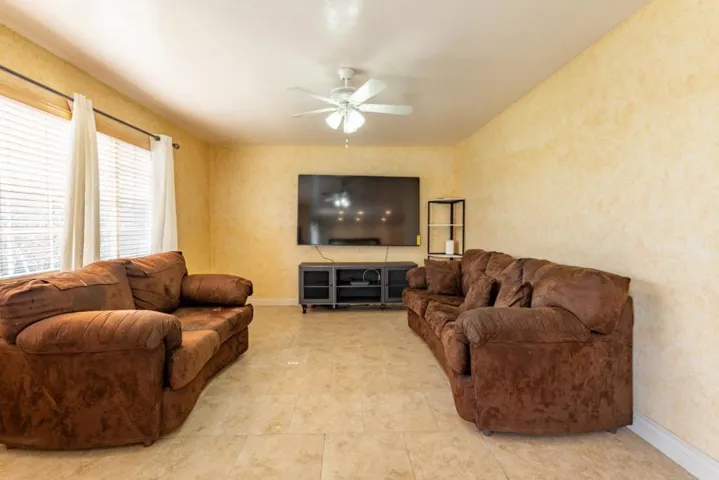 1204 Caoba Way, Salinas, California 93905