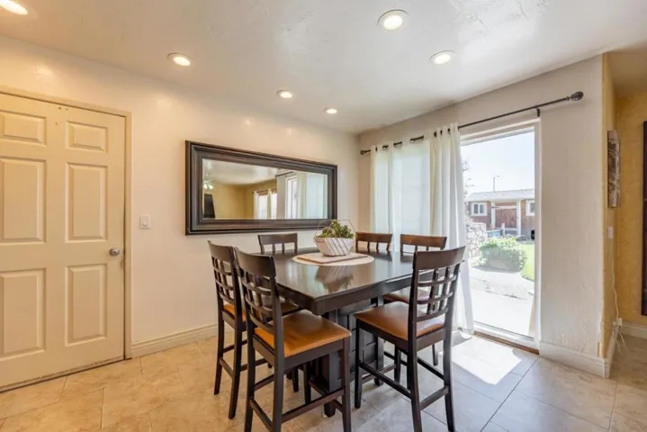 1204 Caoba Way, Salinas, California 93905