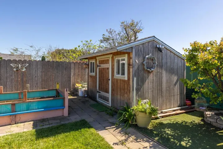 1204 Caoba Way, Salinas, California 93905