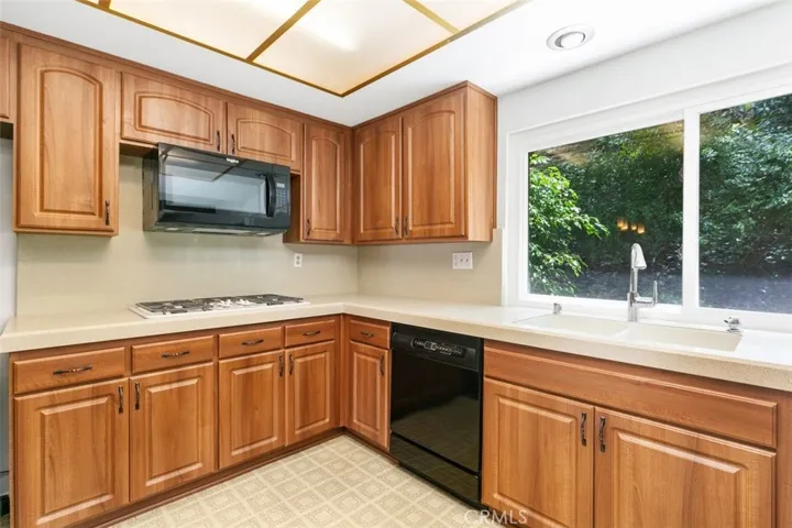 28912 Newstar Drive, Rancho Palos Verdes, California 90275