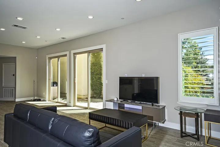 227 Stellar, Irvine, California 92618
