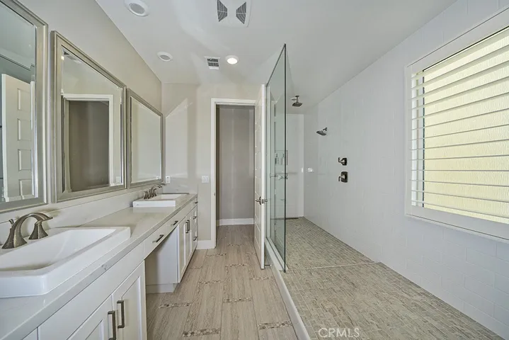 227 Stellar, Irvine, California 92618