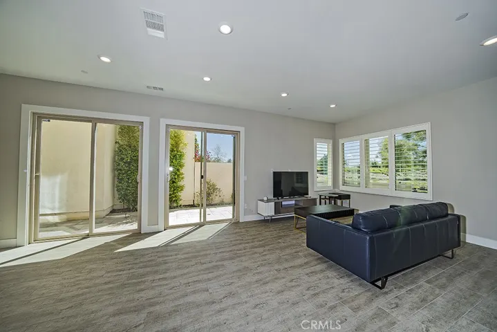227 Stellar, Irvine, California 92618