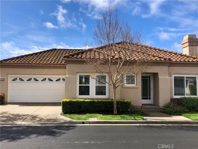 21352 Manzanillo, Mission Viejo, California 92692
