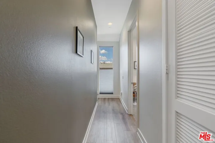 10921 1/2 Otsego Street, North Hollywood, California 91601