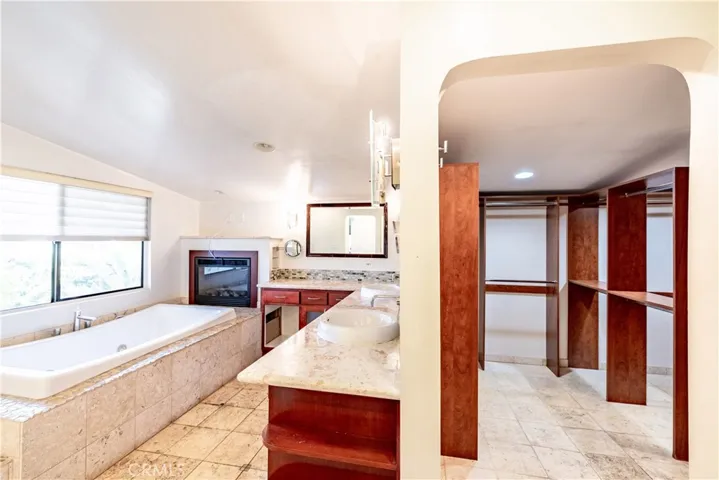 2664 Via Valdes, Palos Verdes Estates, California 90274