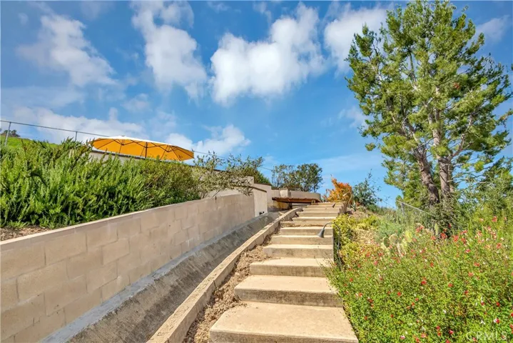 28604 Eagleton Street, Agoura Hills, California 91301