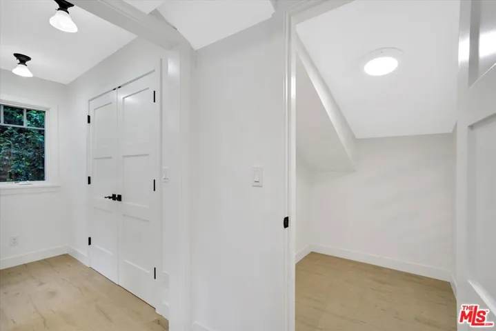 245 21st Street Rear House, Santa Monica, California 90402
