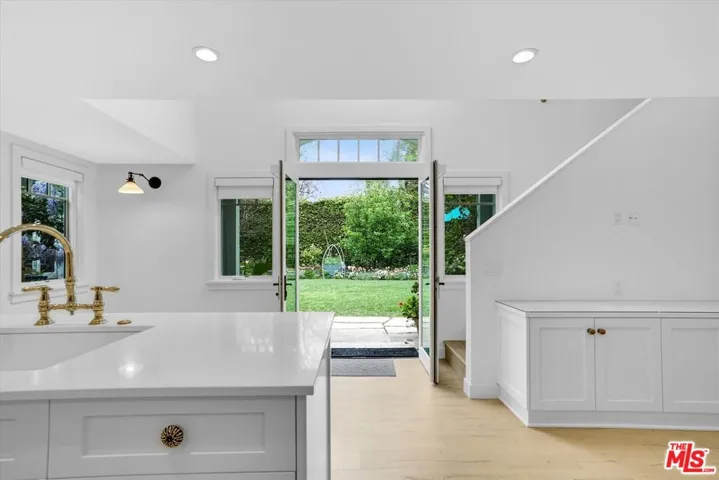 245 21st Street Rear House, Santa Monica, California 90402