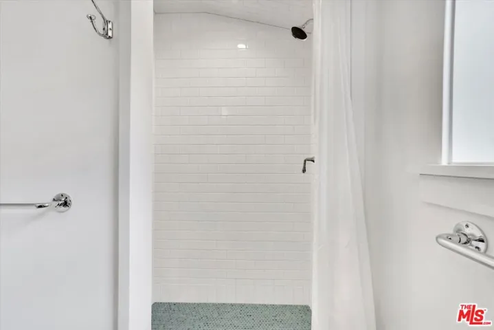 245 21st Street Rear House, Santa Monica, California 90402