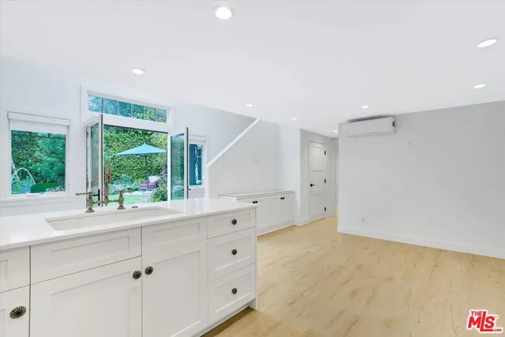245 21st Street Rear House, Santa Monica, California 90402