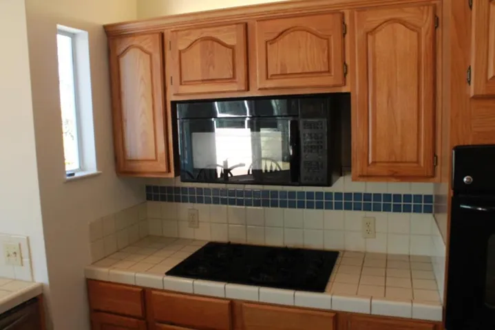 484 Chestnut Avenue, San Bruno, California 94066