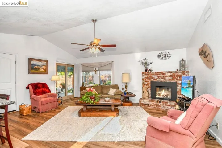 408 Pelican Pl, Yuba City, California 95993