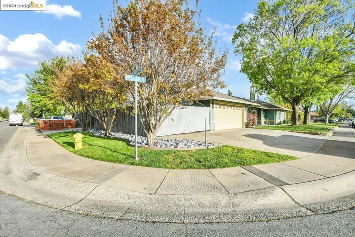 408 Pelican Pl, Yuba City, California 95993