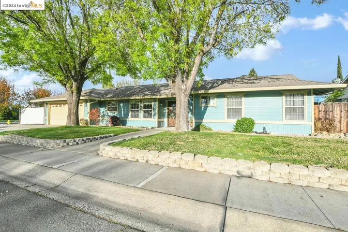 408 Pelican Pl, Yuba City, California 95993