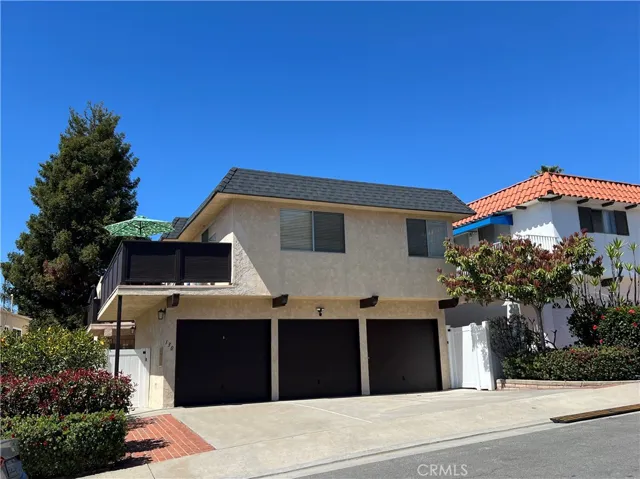 Live close to downtown and beach.