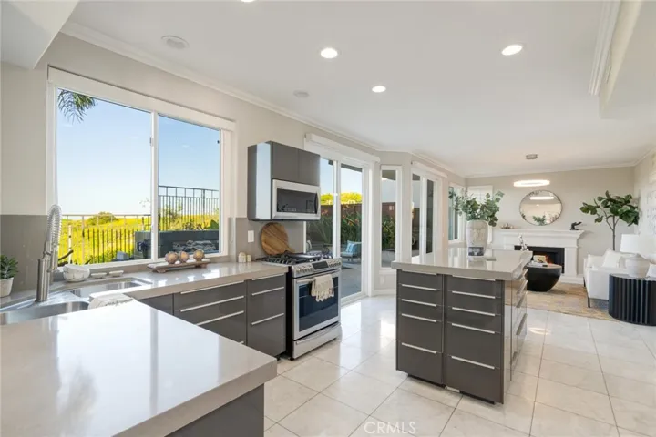 1797 Nantucket Place, Costa Mesa, California 92627