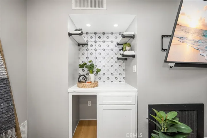 dry bar