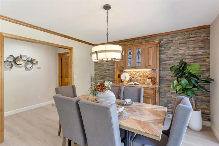 795 Glenborough Drive, Mountain View, California 94041
