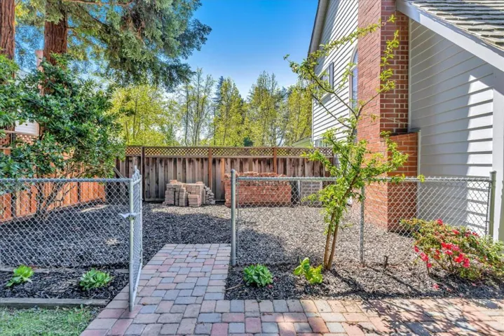 795 Glenborough Drive, Mountain View, California 94041