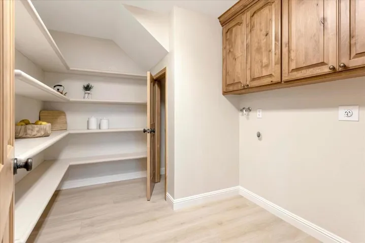 795 Glenborough Drive, Mountain View, California 94041
