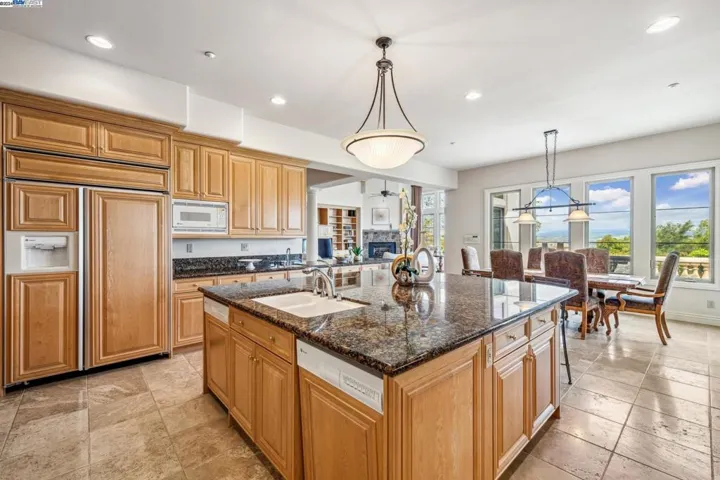 1686 Via Di Salerno, Pleasanton, California 94566