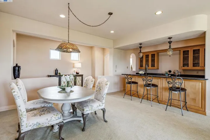 1686 Via Di Salerno, Pleasanton, California 94566