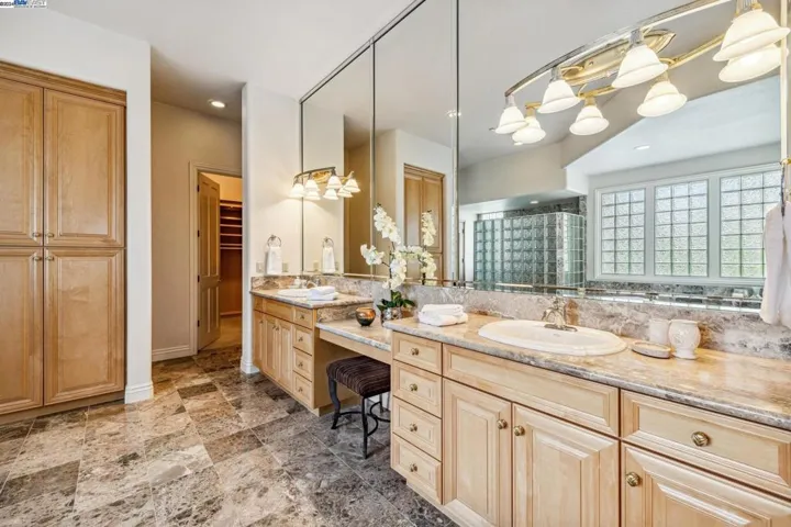 1686 Via Di Salerno, Pleasanton, California 94566