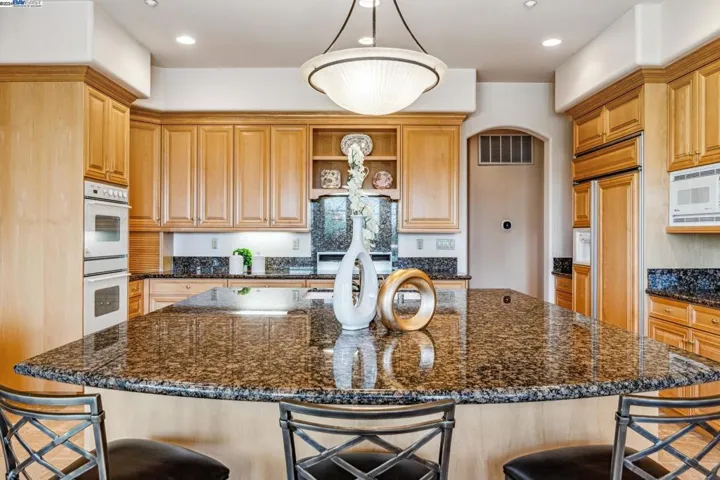 1686 Via Di Salerno, Pleasanton, California 94566