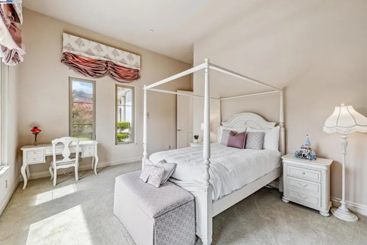 1686 Via Di Salerno, Pleasanton, California 94566