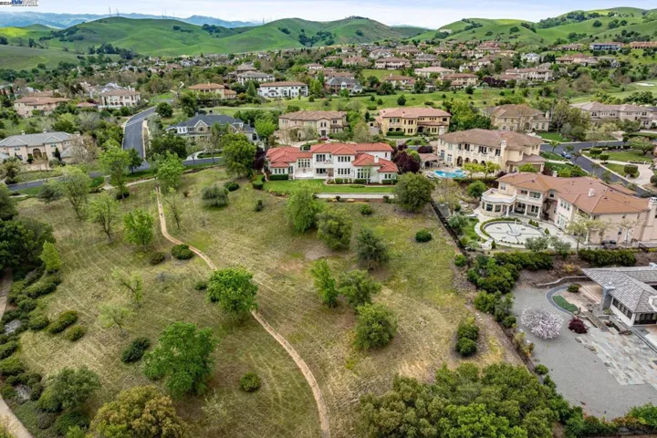 1686 Via Di Salerno, Pleasanton, California 94566
