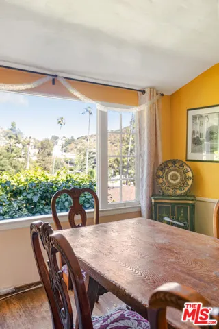 1437 E Mountain Street, Glendale, California 91207