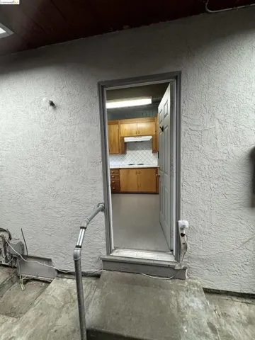 3283 Naomi Drive, Hayward, California 94541